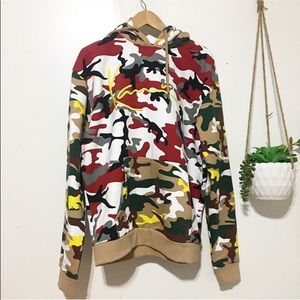 💜- New / Kari Kani embroiled camouflage hoodie